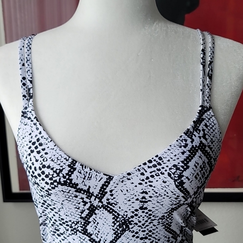 Kendall + Kylie NWT Snakeskin Print One-Piece Swimsuit Size Small In White/Black - Picture 3 of 13